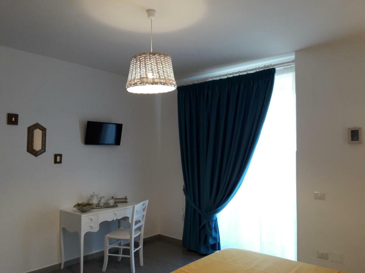 Casa Amigdala Bed & Breakfast Castellabate Exterior foto